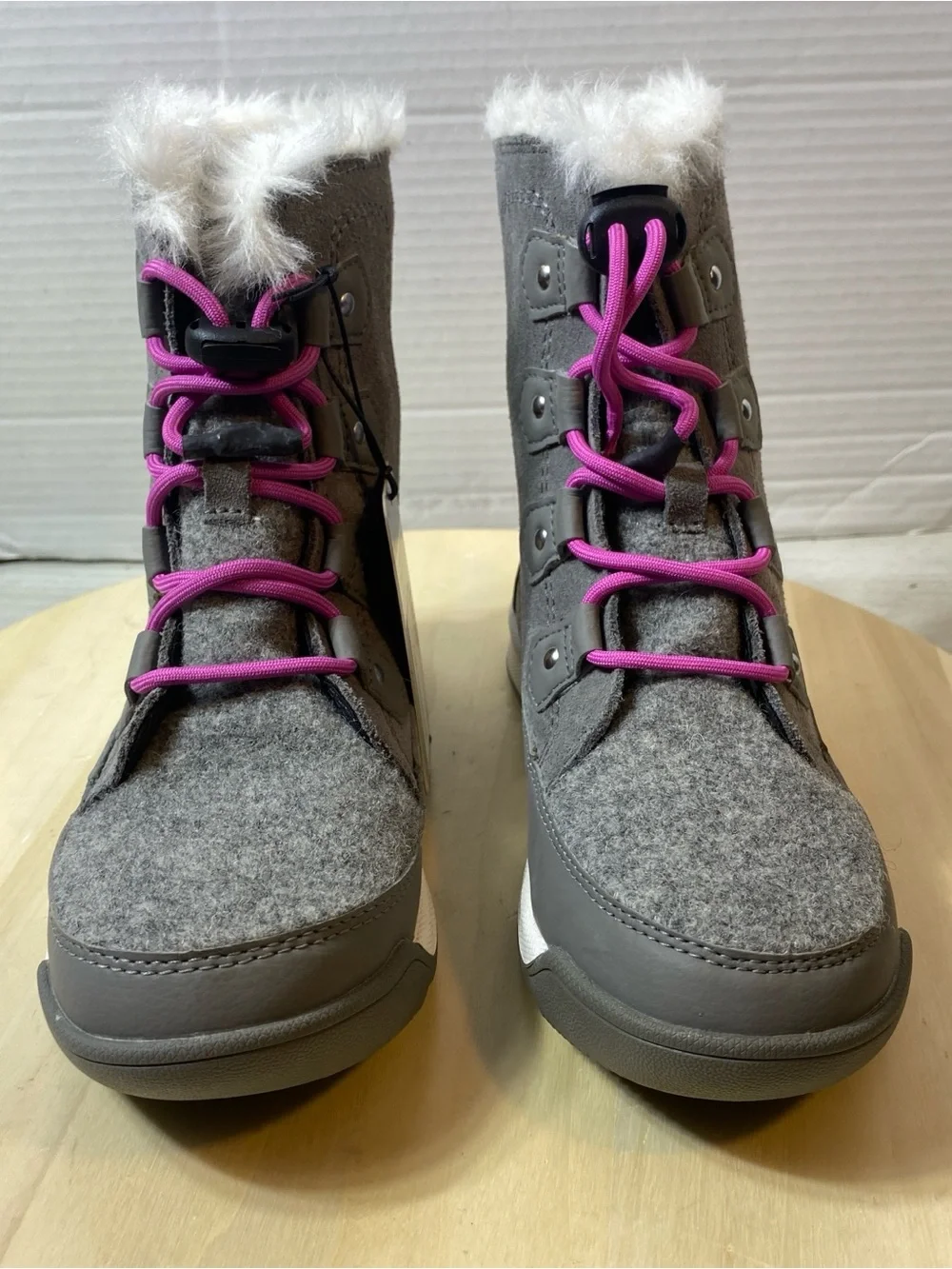 SOREL Youth Waterproof Insulated Snow Boots Grey Pink Size US 2 NEW